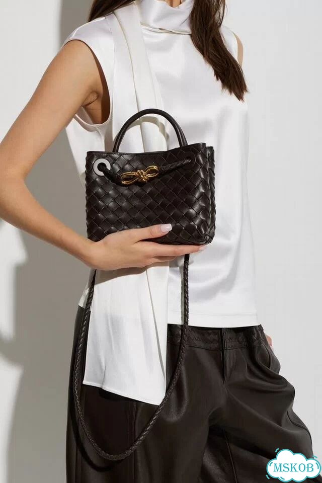 Сумка женская Bottega Veneta Andiamo mini фото 2