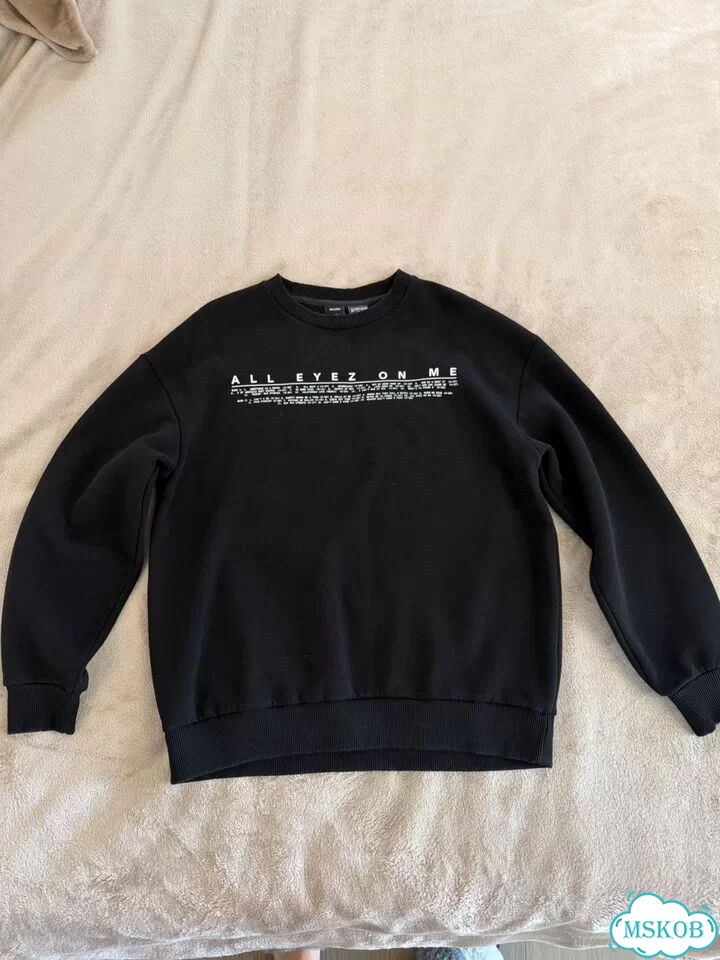 Свитшоты bershka tupac фото 3