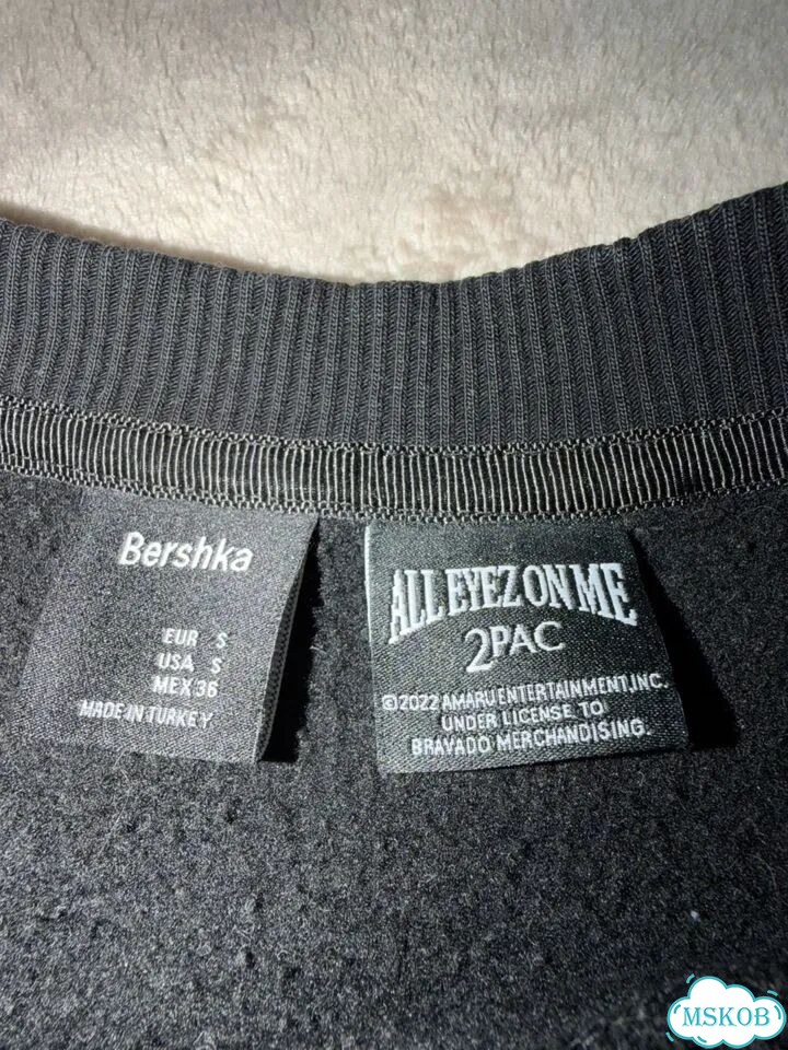 Свитшоты bershka tupac фото 5