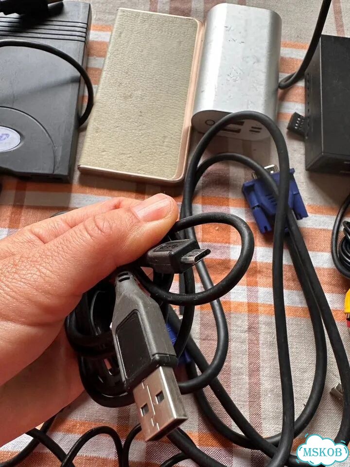 Провода, телефон без АКБ, power bank и мн др фото 4