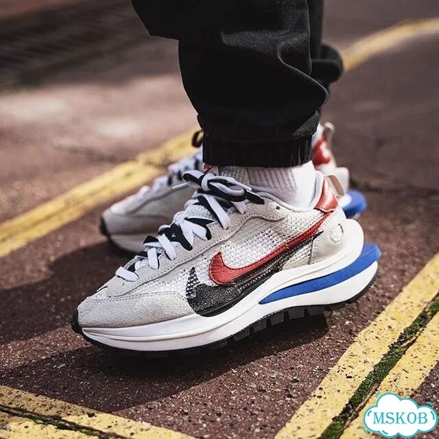 Sacai x nike VaporWaffle White / blue / red фото 3