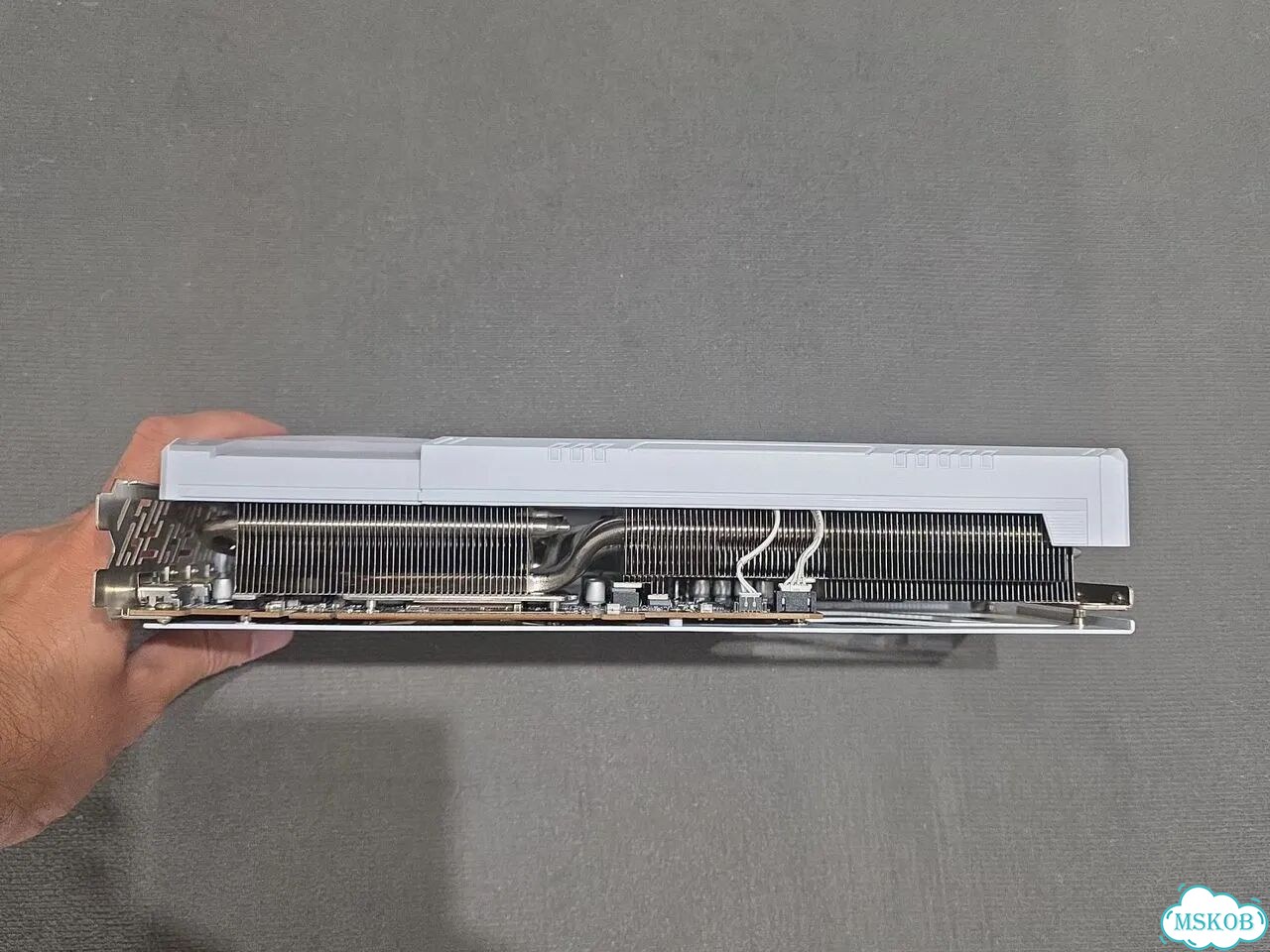 Asrock steel legend rx 9070xt 16gb фото 4