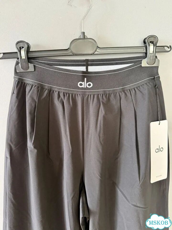 Alo yoga s брюки оригинал новые фото 6