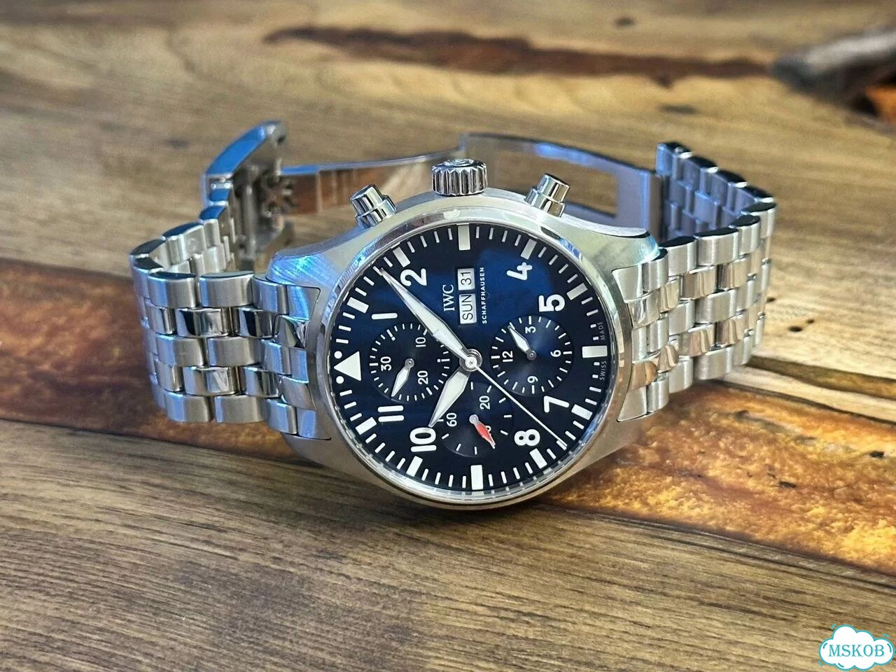 IWC Pilot Le Petit Prince Chronograph 43 в наличии фото 4