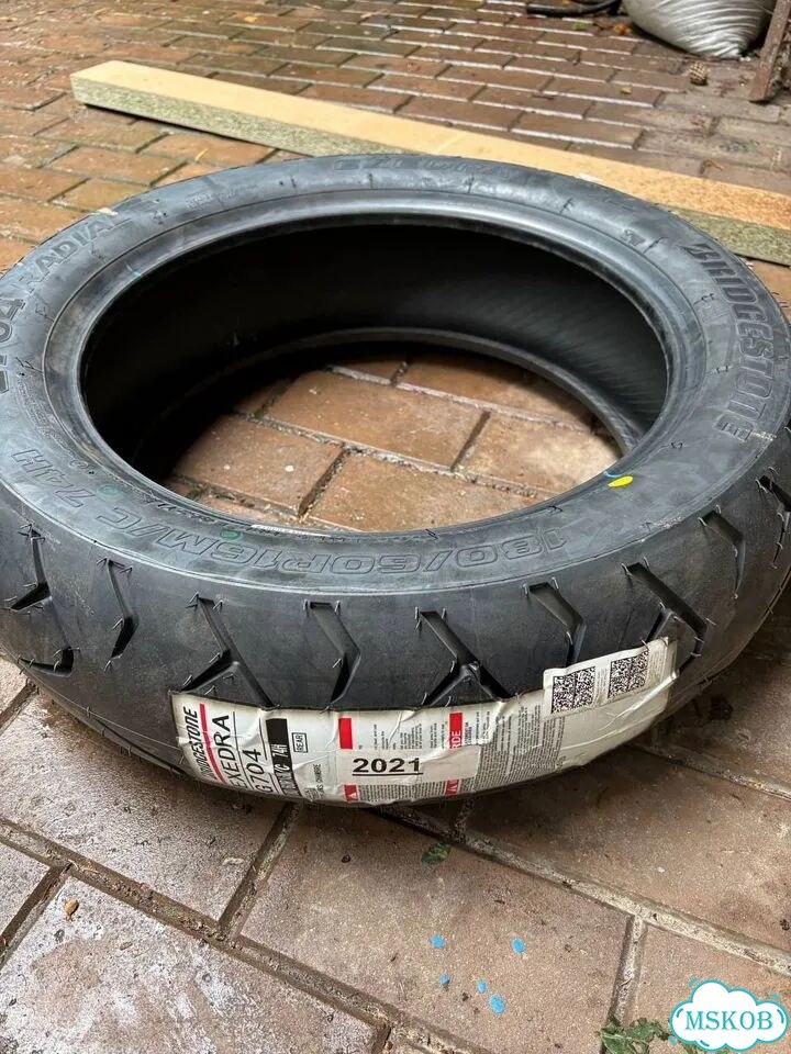 Bridgestone exedra G 704 фото 2