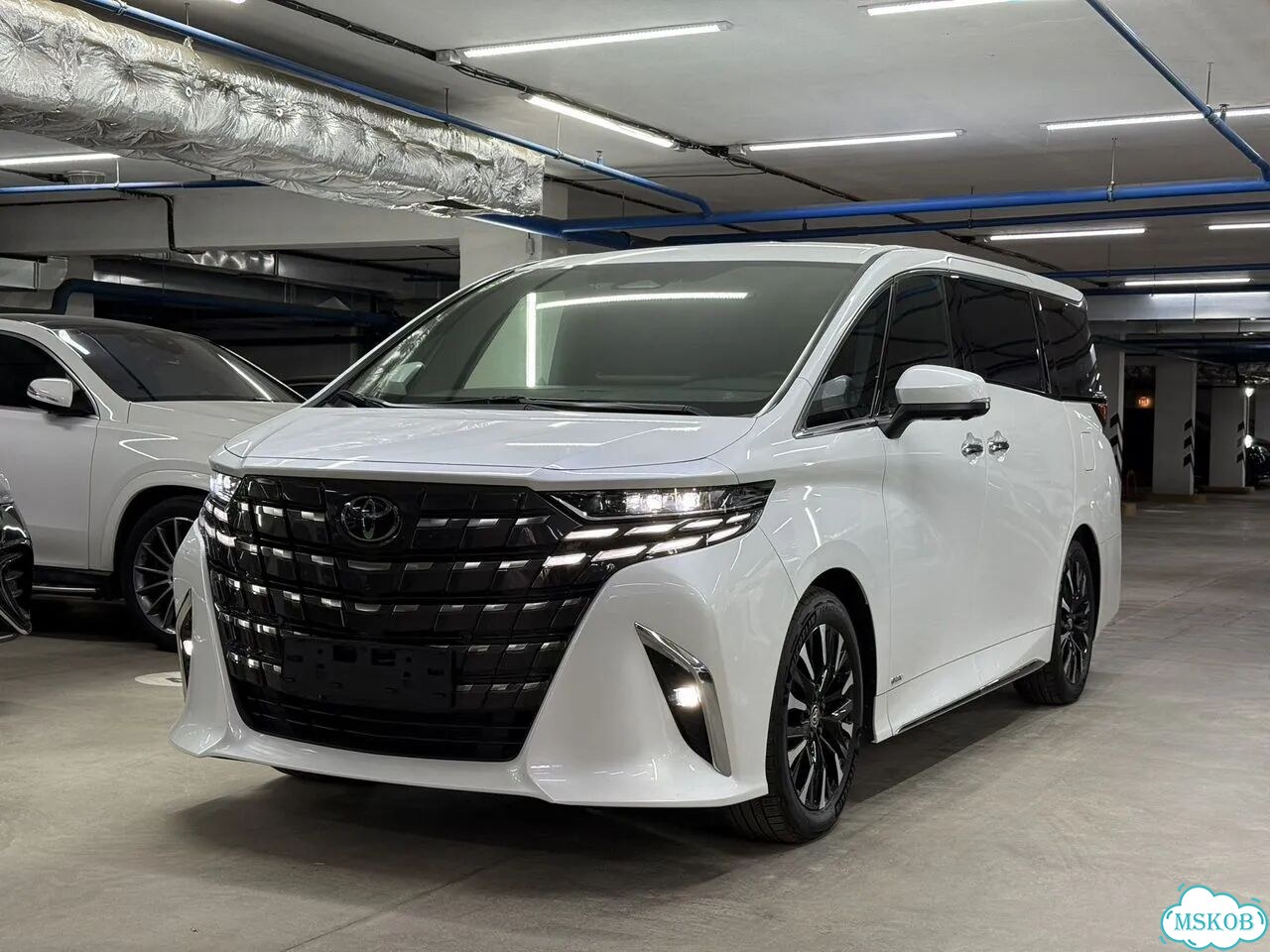 Toyota Alphard 2.5 CVT, 2025, 15 800 км фото 1