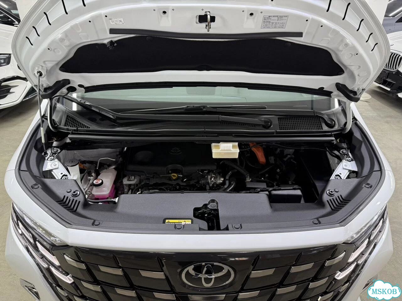Toyota Alphard 2.5 CVT, 2025, 15 800 км фото 13