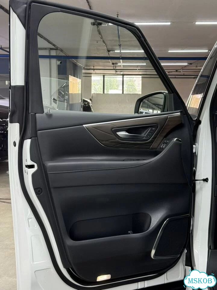 Toyota Alphard 2.5 CVT, 2025, 15 800 км фото 14