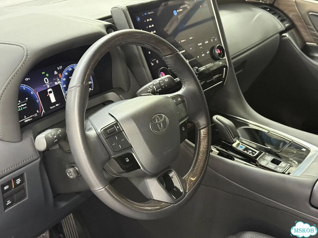Toyota Alphard 2.5 CVT, 2025, 15 800 км фото 17