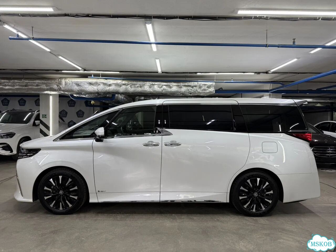 Toyota Alphard 2.5 CVT, 2025, 15 800 км фото 4