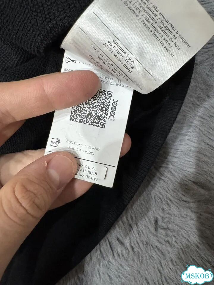 Худи valentino оригинал фото 6