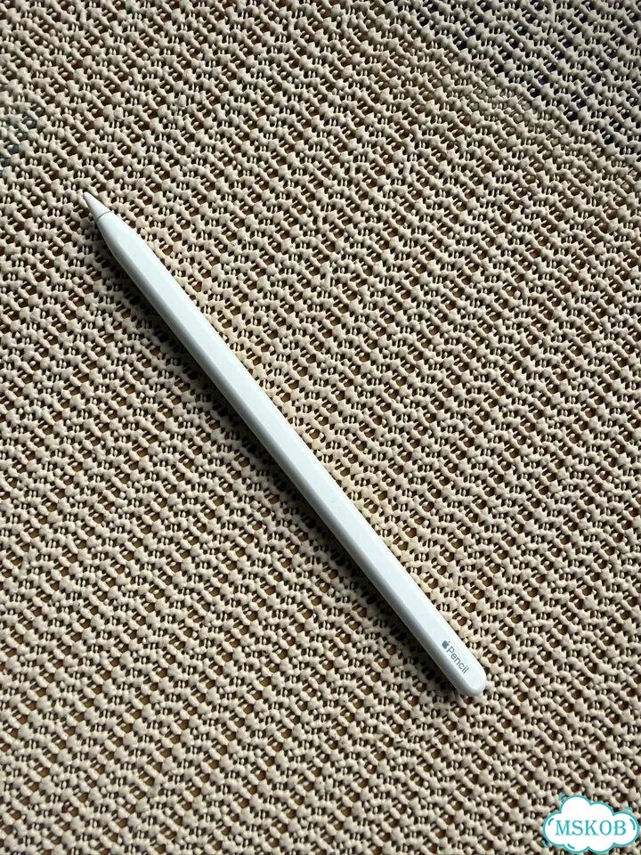 iPad Pro 11 2020 wi-fi 512gb +pencil фото 8