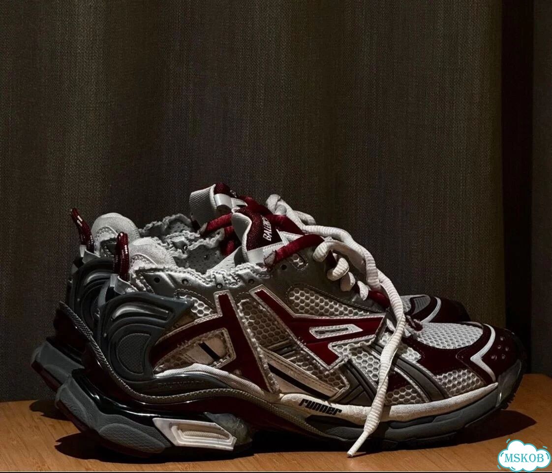 Balenciaga runner фото 1