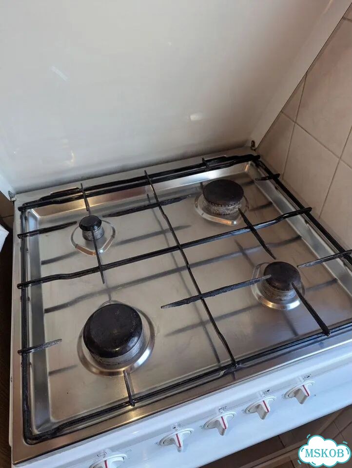 Плита газовая с духовкой белая bosch Испания фото 2