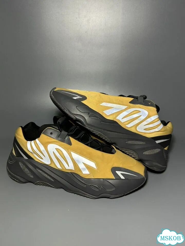 Кроссовки Adidas Yeezy Boost 700 Yellow оригинал фото 6