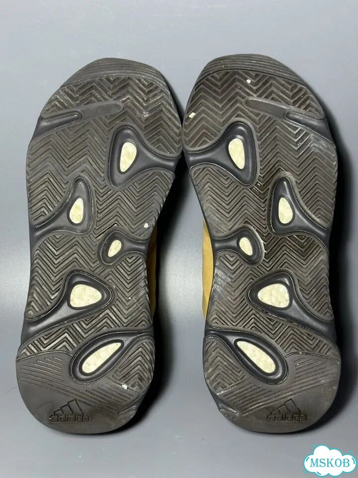 Кроссовки Adidas Yeezy Boost 700 Yellow оригинал фото 7
