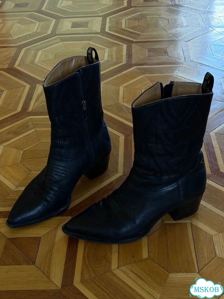 Казаки женские 37 оригинал Dior фото 6