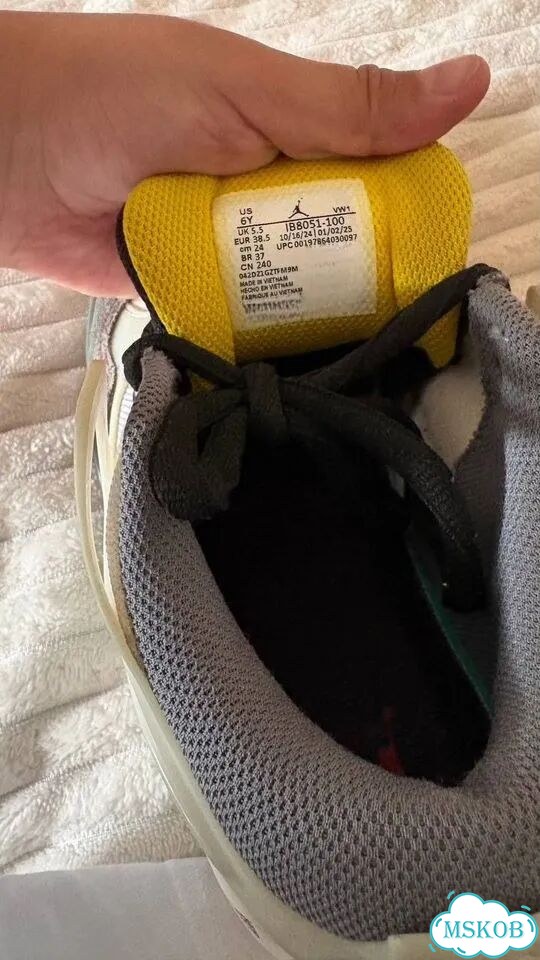 Кроссовки Jordan air 4 rm bg prm на подростка фото 6