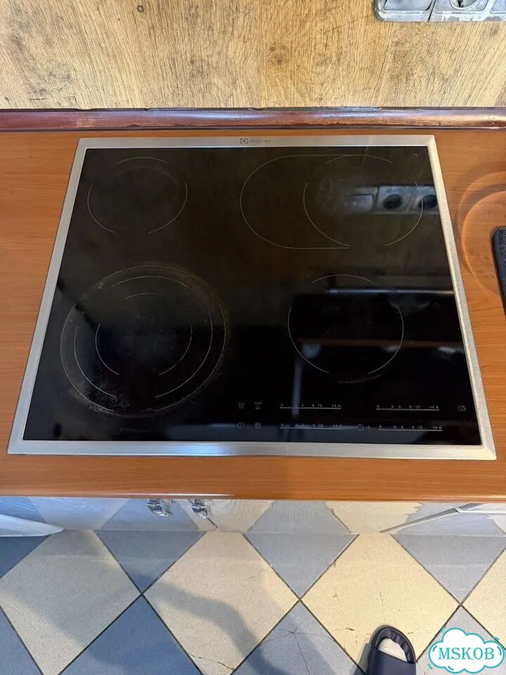 Плита электрическая electrolux фото 2