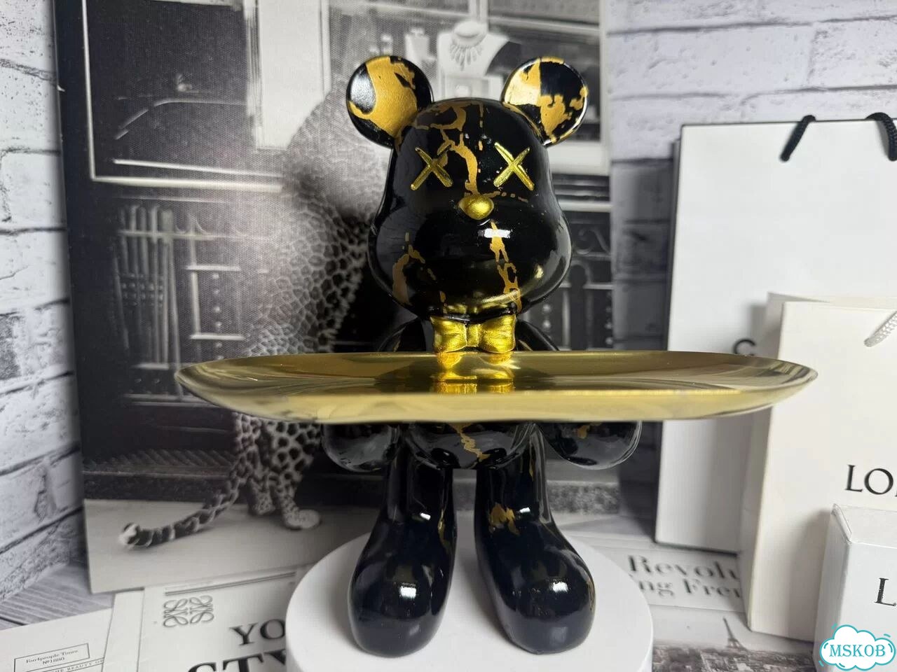 Подставка медведь bearbrick (дефекты) фото 1
