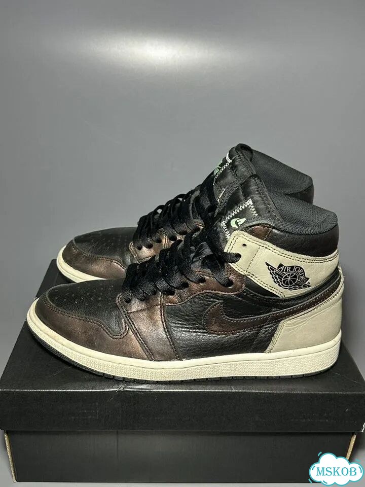 Кроссовки Nike Air Jordan 1 High og оригинал фото 1