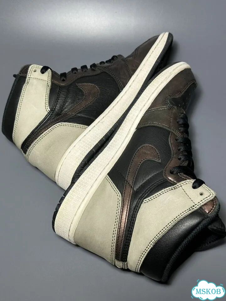 Кроссовки Nike Air Jordan 1 High og оригинал фото 7