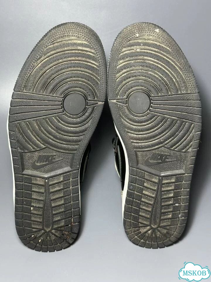 Кроссовки Nike Air Jordan 1 High og оригинал фото 8