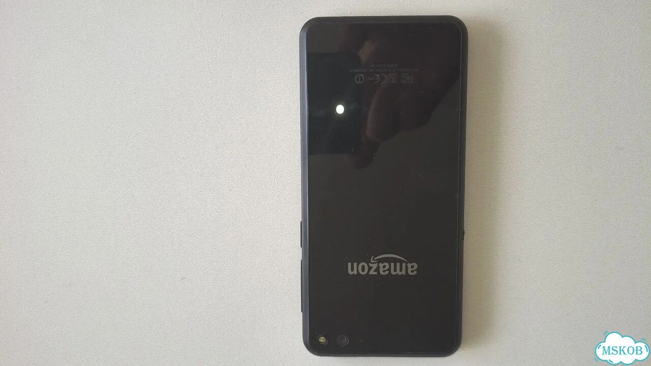 Amazon Fire Phone (Lineage OS, родные наушники) фото 3