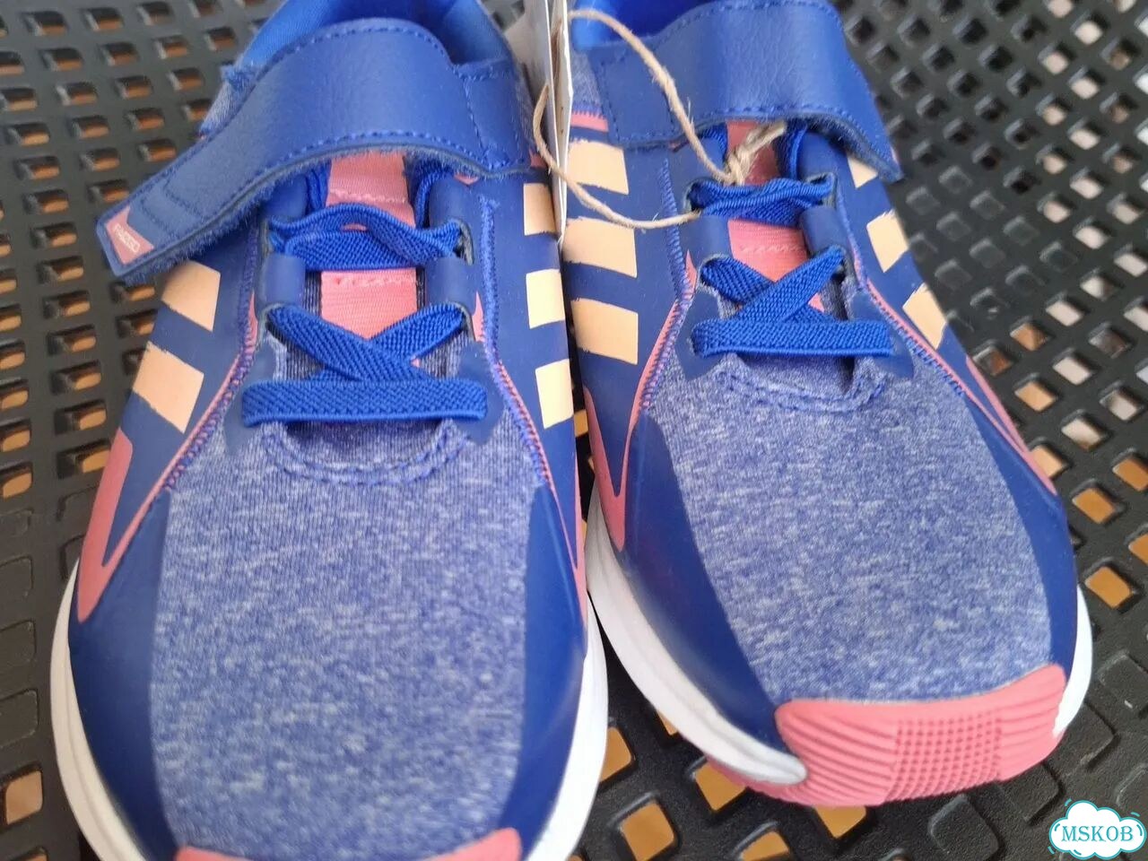 Кроссовки Adidas новые фото 5