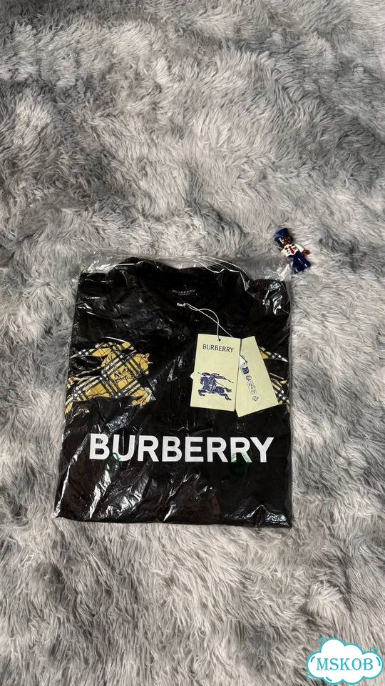 Футболка Burberry с воротником черная фото 4