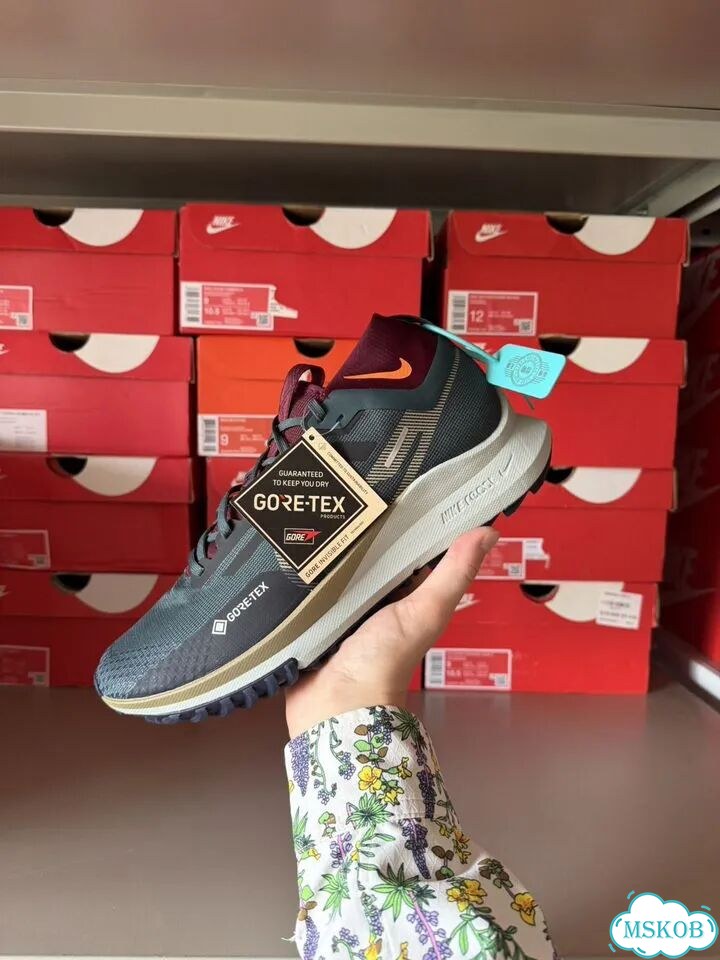 Nike React Pegasus Trail 4 Gore-Tex 'Deep Jungle' фото 2