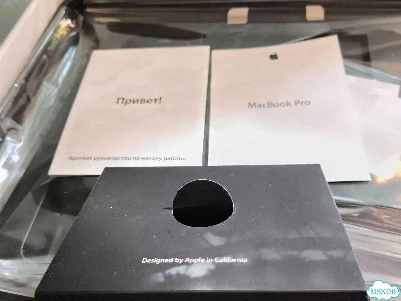 Коробочка от Apple macbook pro фото 9