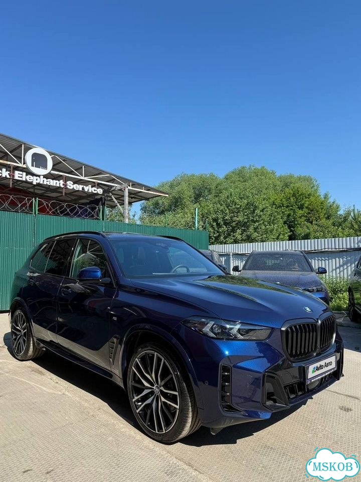 BMW X5 3.0 AT, 2025, 20 км фото 3
