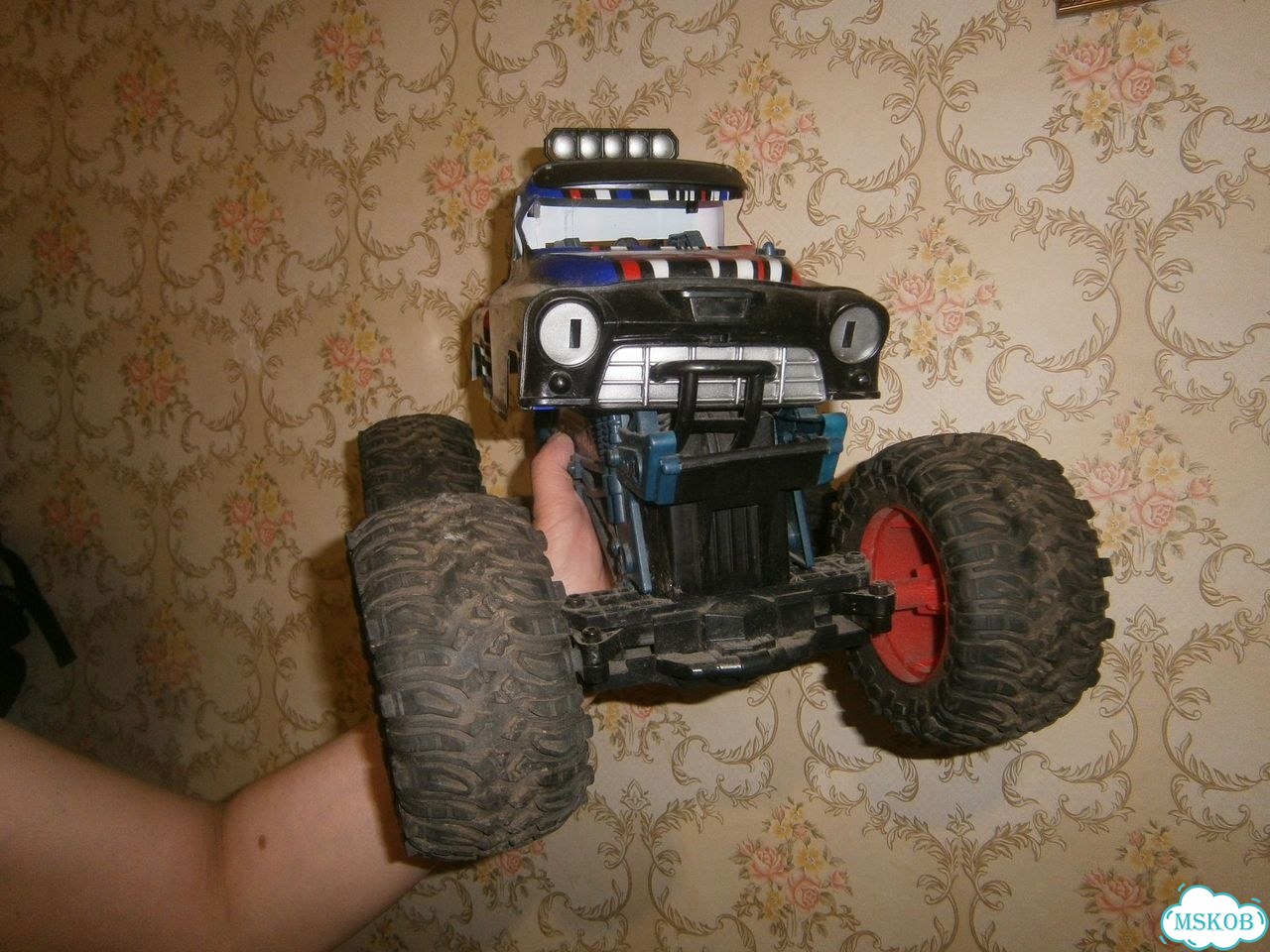 Радиоуправляемая модель Traxxas Stamped фото 2