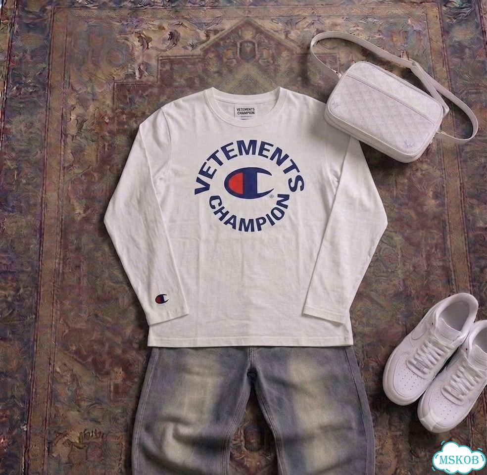 Лонгслив Vetements x Champion эксклюзив 2026 фото 1