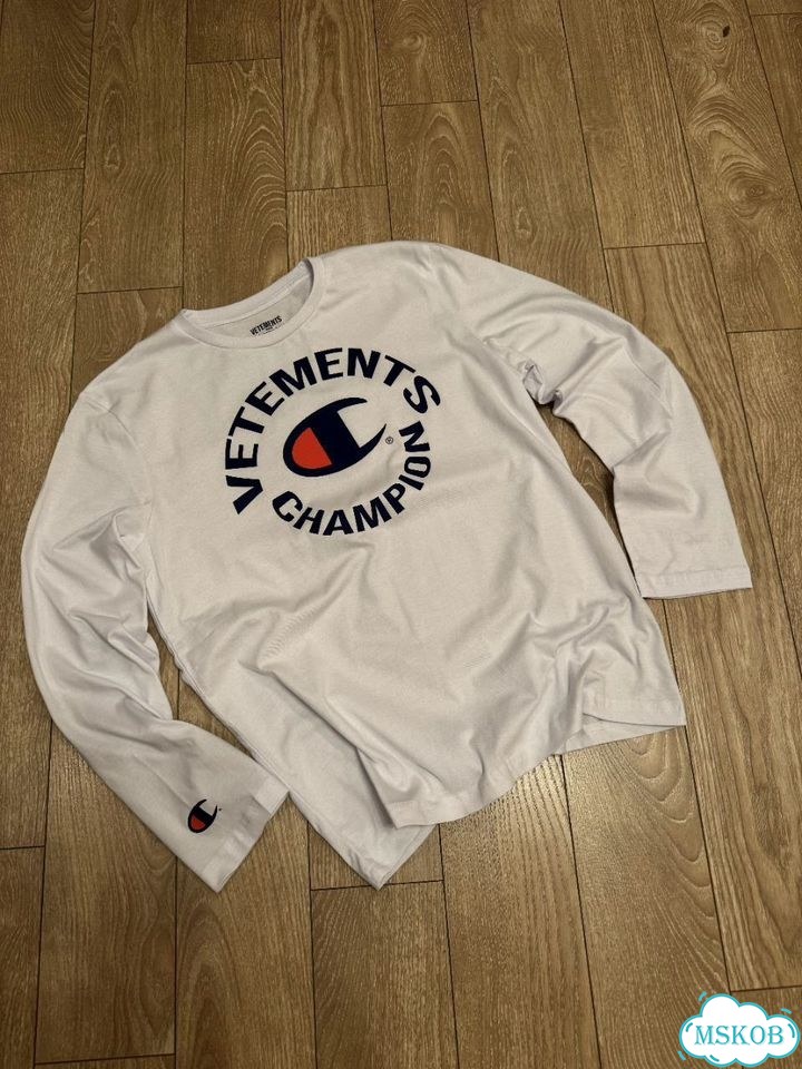 Лонгслив Vetements x Champion эксклюзив 2026 фото 2