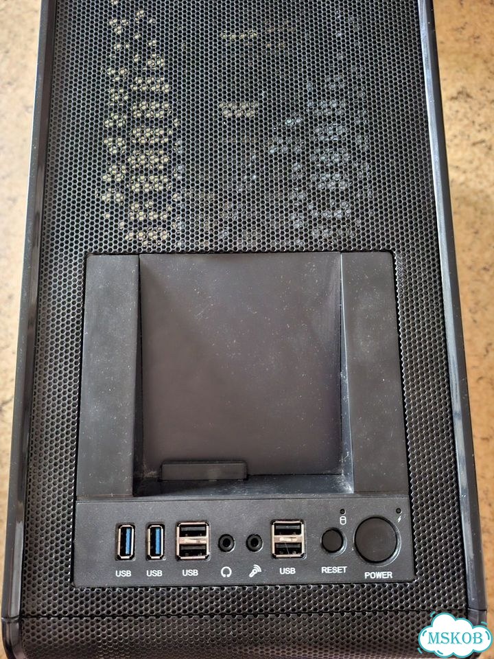 Корпус E-ATX Rosewill Blackhawk-Ultra фото 9