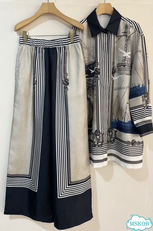 Шелковый костюм Max Mara фото 1