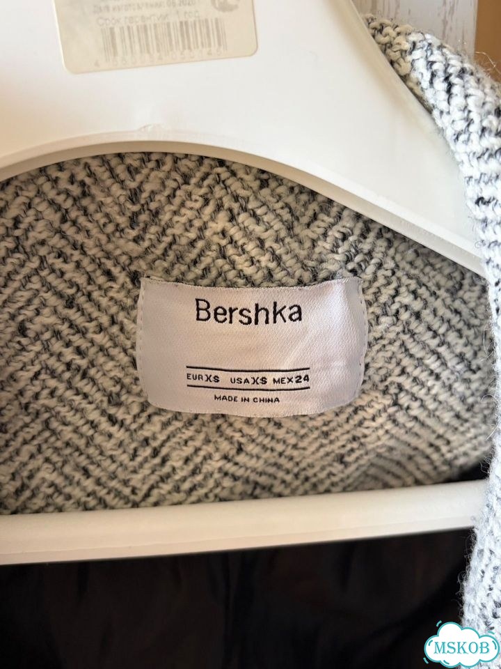 Пальто женское Bershka фото 2