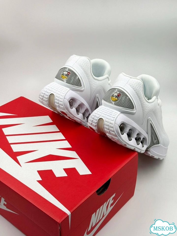 Кроссовки Nike Air Max DN белые фото 3