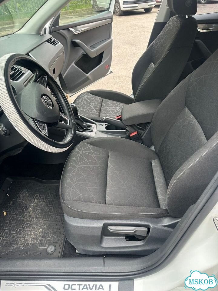 Skoda Octavia 1.6 AT, 2019, 178 000 км фото 10