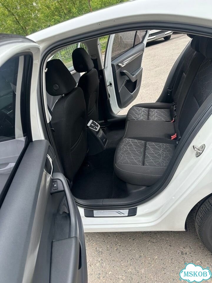 Skoda Octavia 1.6 AT, 2019, 178 000 км фото 14