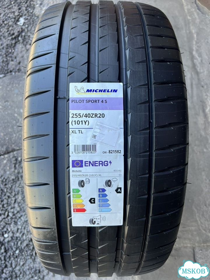 MICHELIN Pilot Sport 4 S 255/40 R20 101Y фото 1