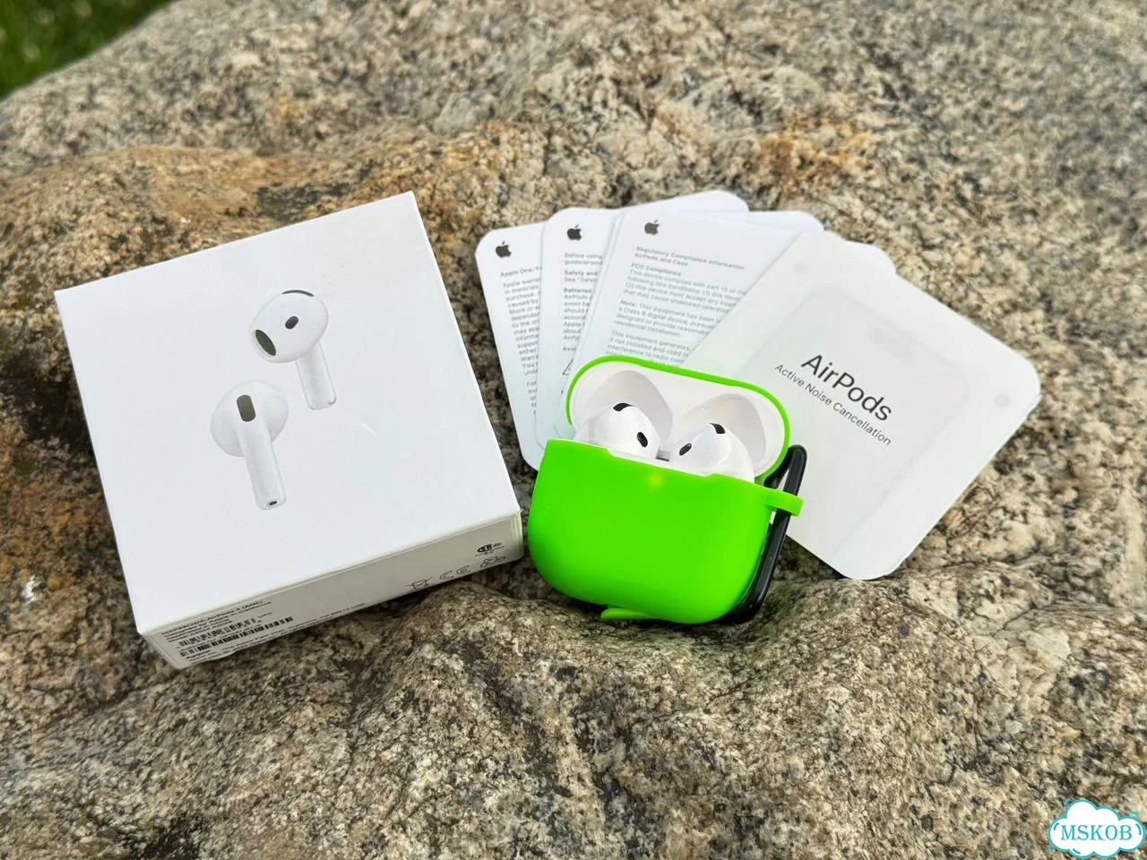 Airpods 4 с шумоподавлением (ANC) + 2 Чехла фото 6