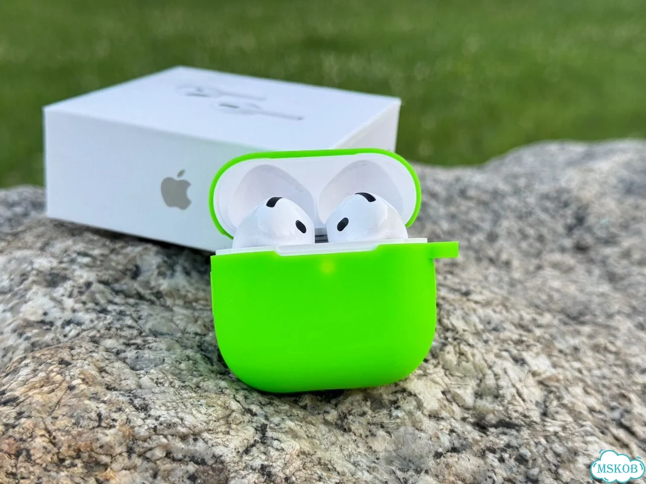 Airpods 4 с шумоподавлением (ANC) + 2 Чехла фото 8