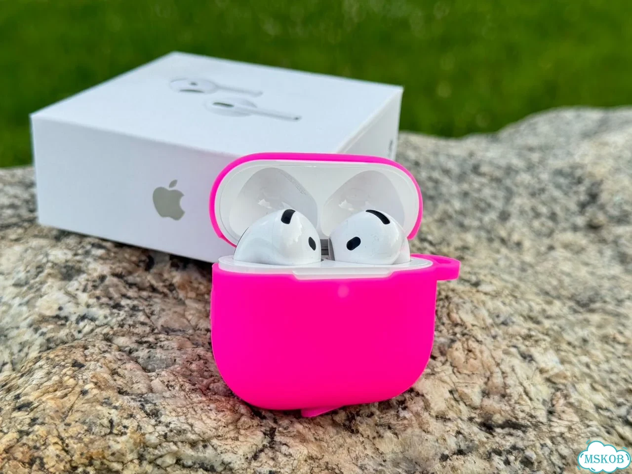 Airpods 4 с шумоподавлением (ANC) + 2 Чехла фото 9