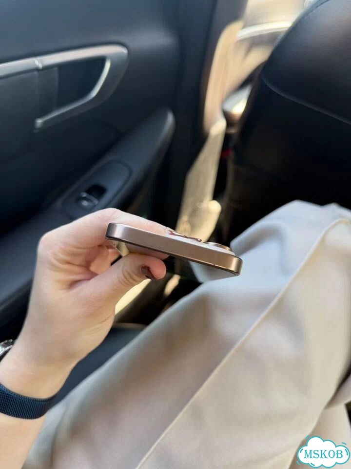 iPhone 16 Pro, 256 ГБ, SIM + eSIM фото 1