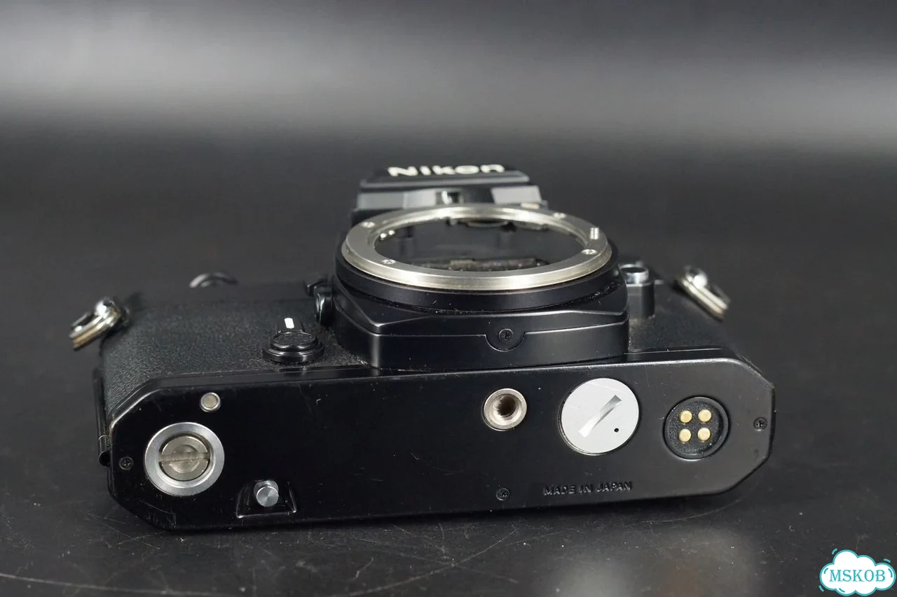 Nikon FM body фото 4