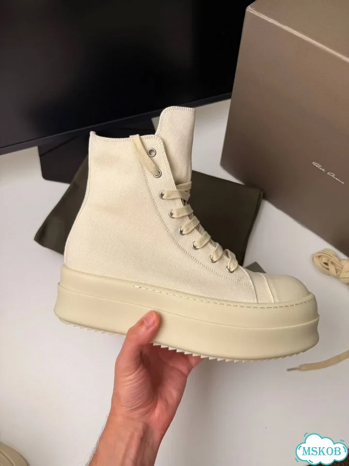 В наличие Rick Owens Ramones Mega Bumper Milk фото 2