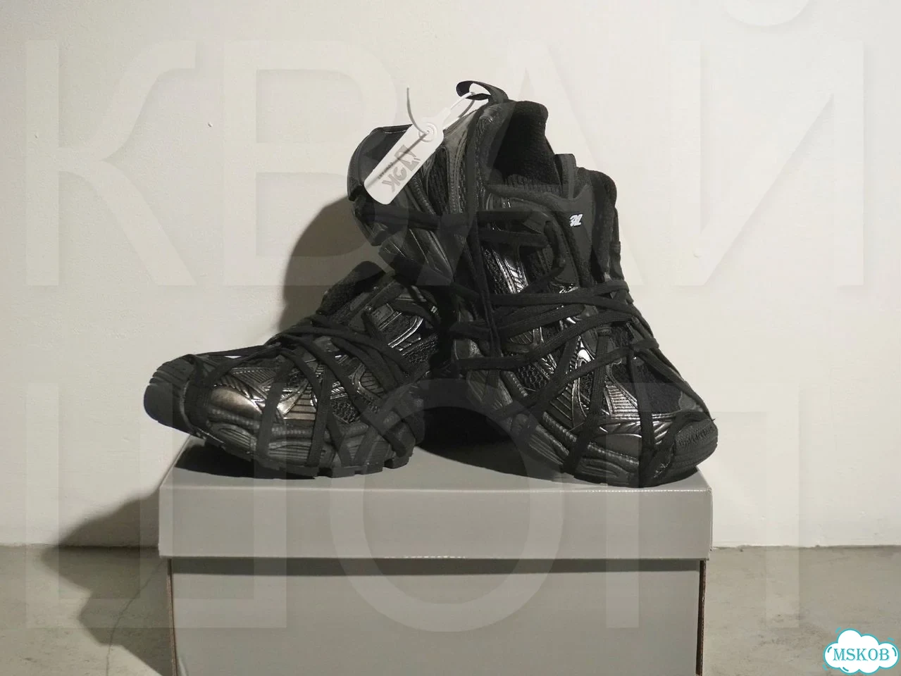 Balenciaga 3xl extreme lace black фото 2